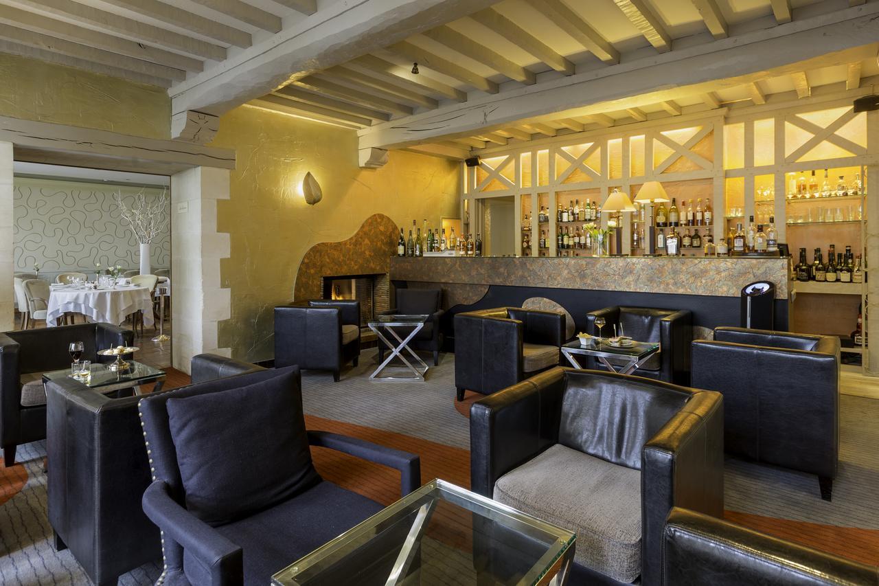Hotel Restaurant Le Dauphin Et Le Spa Du Prieure Caen Kültér fotó